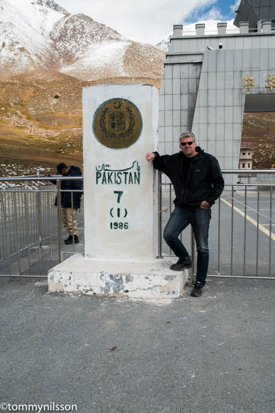 kunjerab-pass-the-border-_