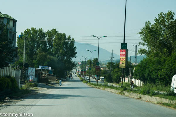 the-kkh-coming-into-abbottabad-_